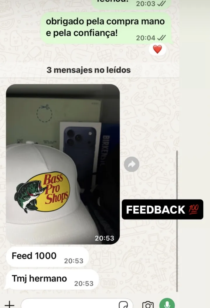 Conversa de WhatsApp: cliente aprova o boné Bass Pro Shops